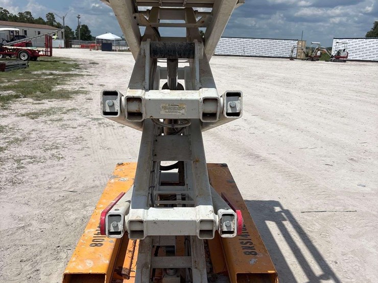 2020-hy-brid-lifts-ps-1430-14ft-scissor-lift-image-9