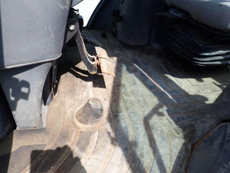 2009-deere-310sj-image-30