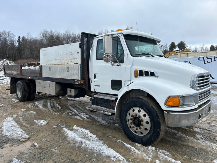 #60855-•-2002-sterling-flatbed-truck-image-7
