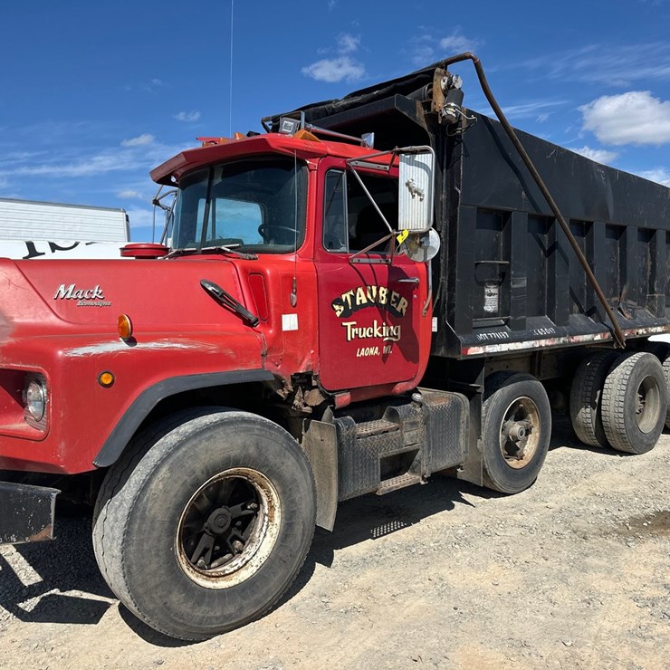 1981 MACK DM600