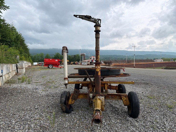 #4026-•-towable-hose-reel-w/-sprayer-image-8