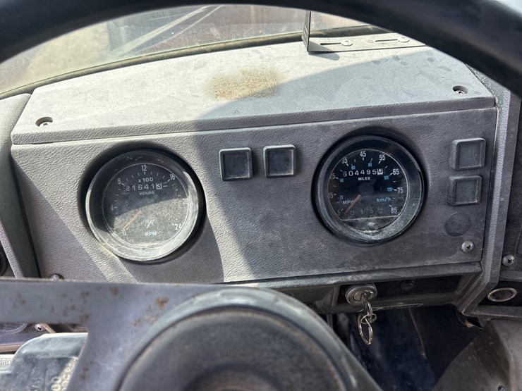 mack-dm688s-image-71