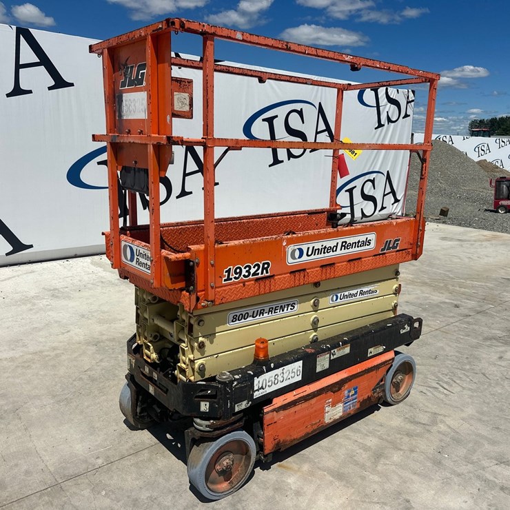 #60981 • 2017 Snorkel 1932R Scissor Lift