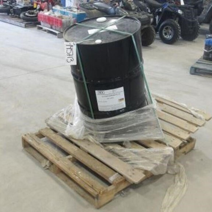 205L Barrel Of Clean Concrete 10