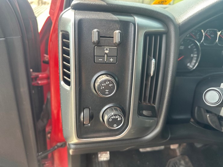 2014-chevrolet-silverado-1500-image-32