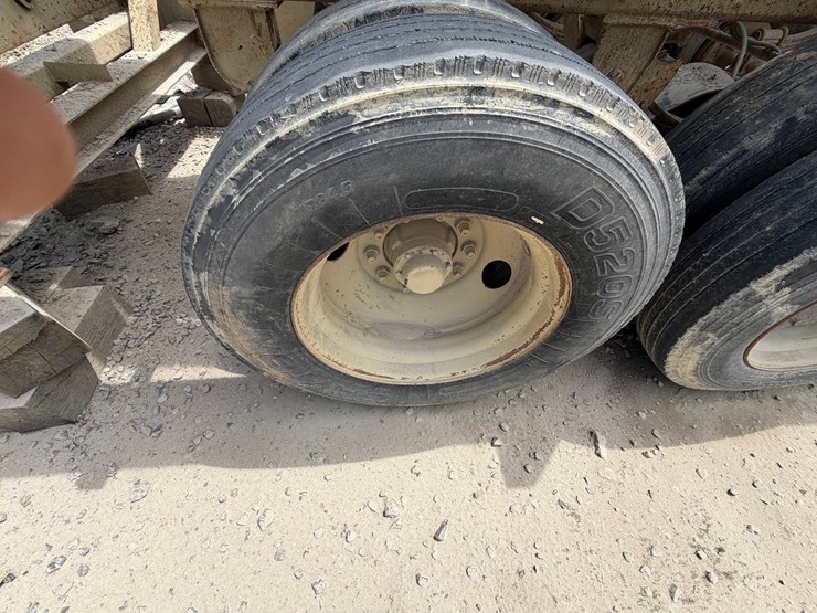 #1757-•-2005-mestco-hp4000-crusher-image-84