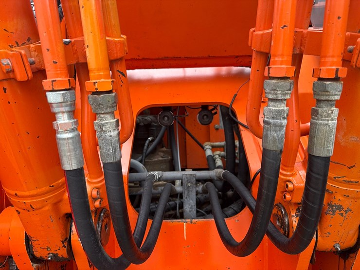 2006-hitachi-zx225-image-27