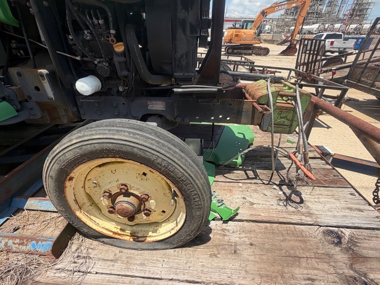 #91-•-john-deere-tractor-image-15
