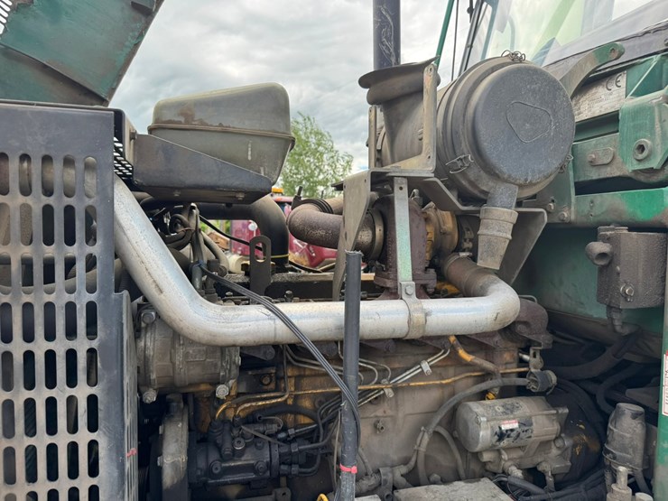deere-1110d-image-53
