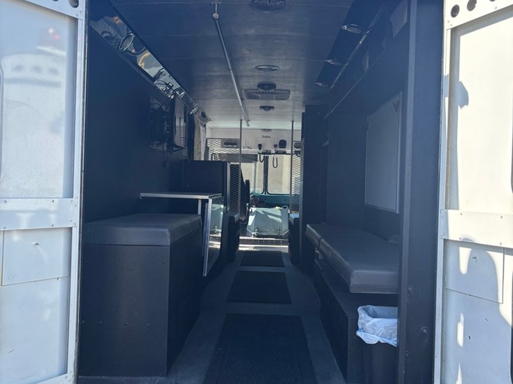 #2419-•-1987-chevrolet-emergency-response-unit-image-73