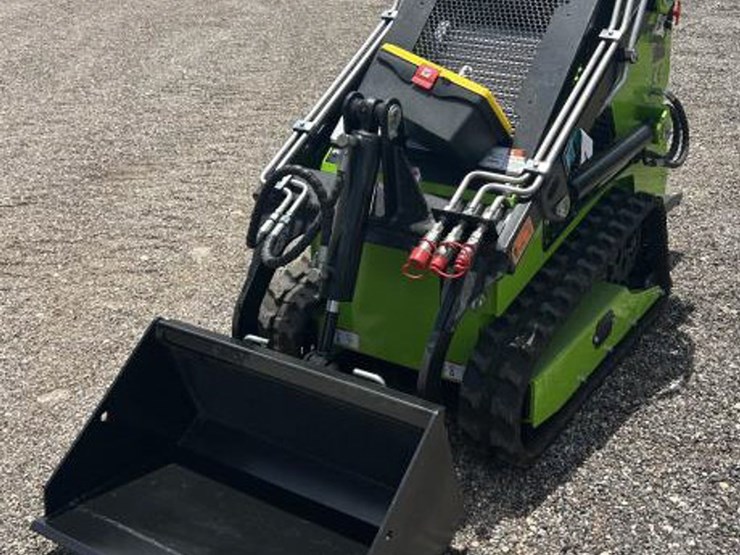 #48-•-mini-skid-steer-loader---ft36c---gas-image-2