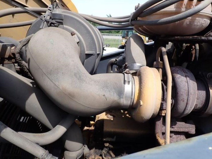 2009-deere-310sj-image-36