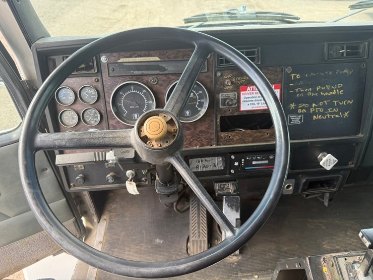 1997-kenworth-t300-image-83