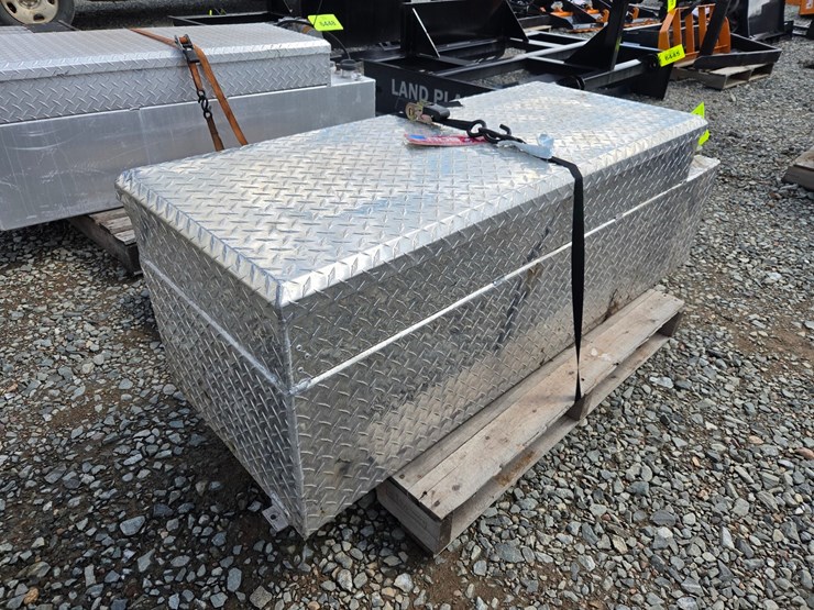 #6449-•-rds-60-gallon-fuel-transfer-tank-w/tool-box-image-2