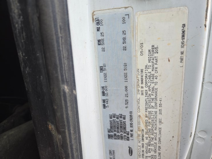 #60855-•-2002-sterling-flatbed-truck-image-77