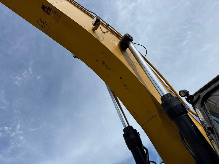 2017-caterpillar-336fl-image-25