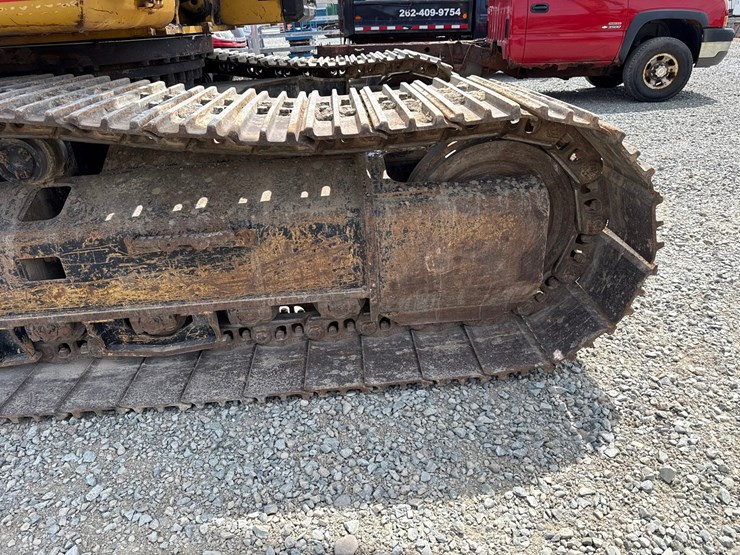 2017-caterpillar-336fl-image-90