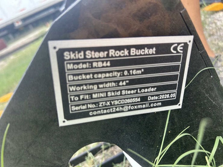 #156-•-mini-skid-steer-rock-bucket-44"-image-5