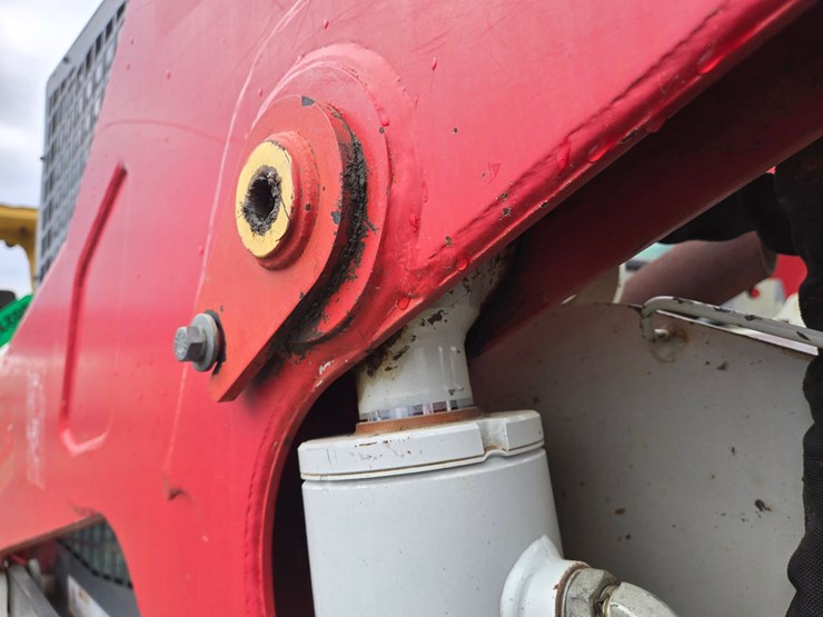 2020-takeuchi-tl10v2-image-31