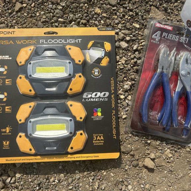 #103 • 2-Pack Versa Work Floodlight & Ultra Steel 4-Pc