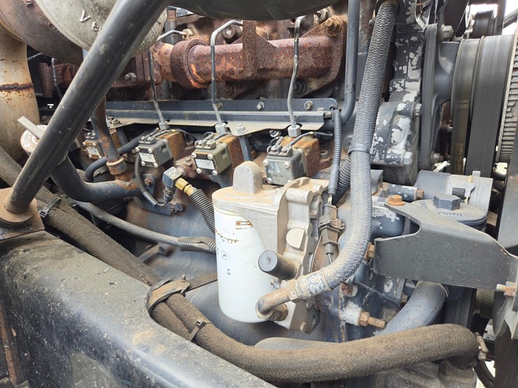 2007-mack-granite-cv713-image-54