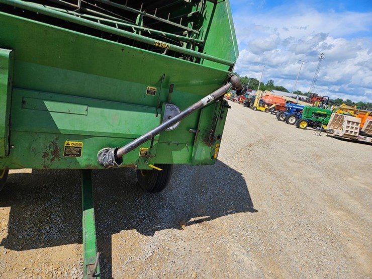 john-deere-714a-image-10