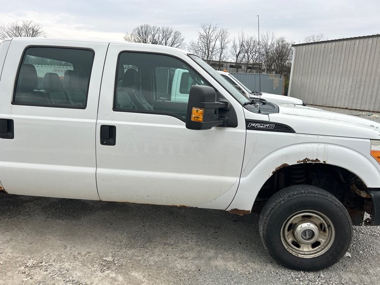 2012-ford-f250-image-15