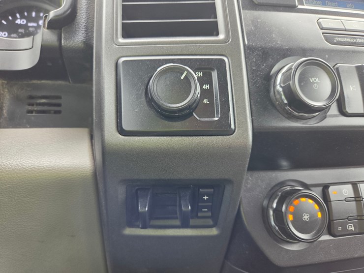 2020-ford-f350-image-51