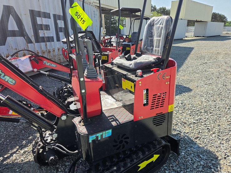 #5015-•-unused-future-ft13-mini-excavator-image-13