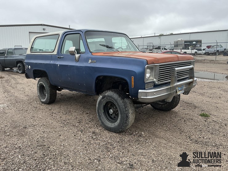 1977-chevrolet-k5-image-3