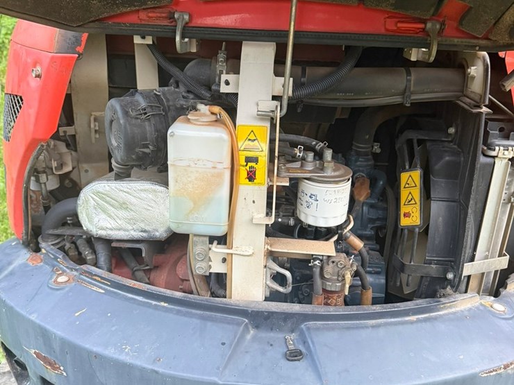 2011-kubota-u25-image-21