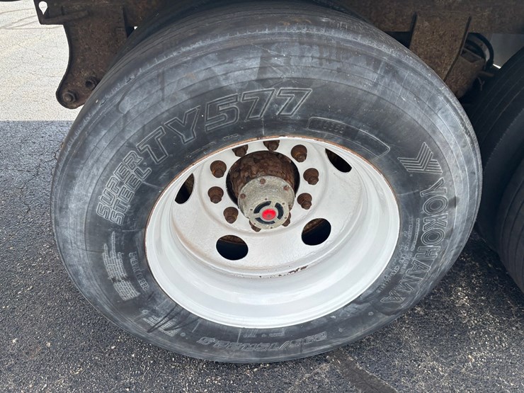 #2188-•-2002-hyundai-48'-dry-van-image-56