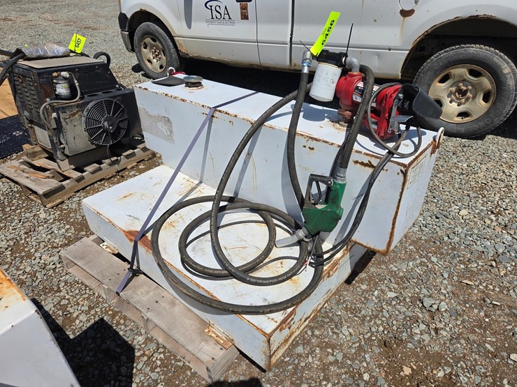 #6456-•-fuel-transfer-tank-w/pump-image-1