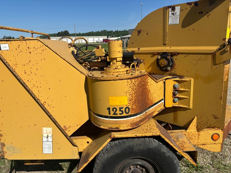 #2176-•-1991-vermeer-1250bc-towable-wood-chipper-image-6
