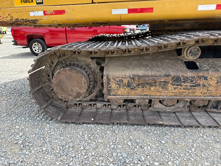 2017-caterpillar-336fl-image-88