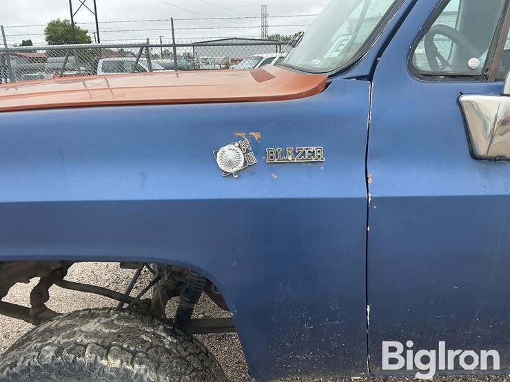 1977-chevrolet-k5-image-13