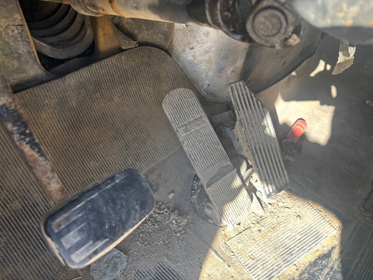 mack-rd688s-image-59