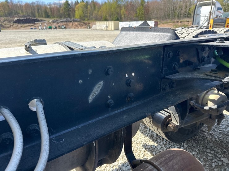 #60118-•-2019-international-rh613-day-cab-truck-tractor-image-25
