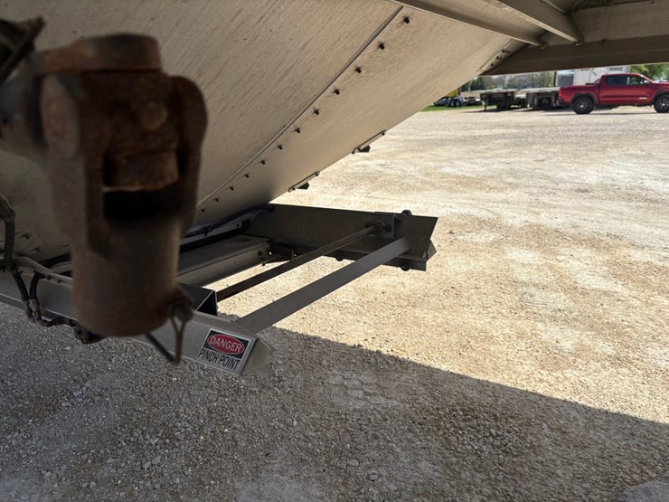 2019-timpte-super-hopper-image-46