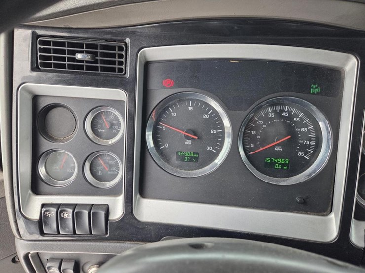 2007-kenworth-t800-image-70