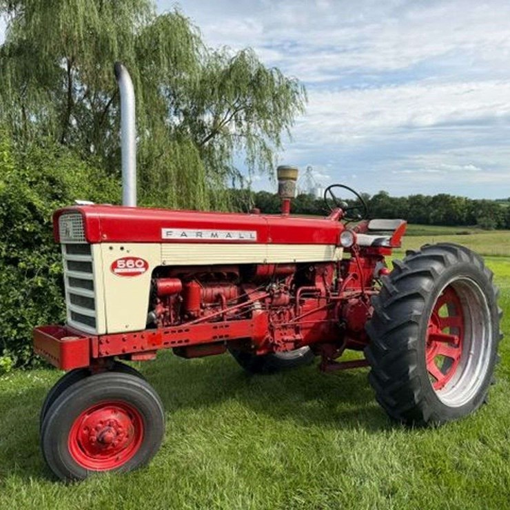 1962 Farmall 560 Diesel