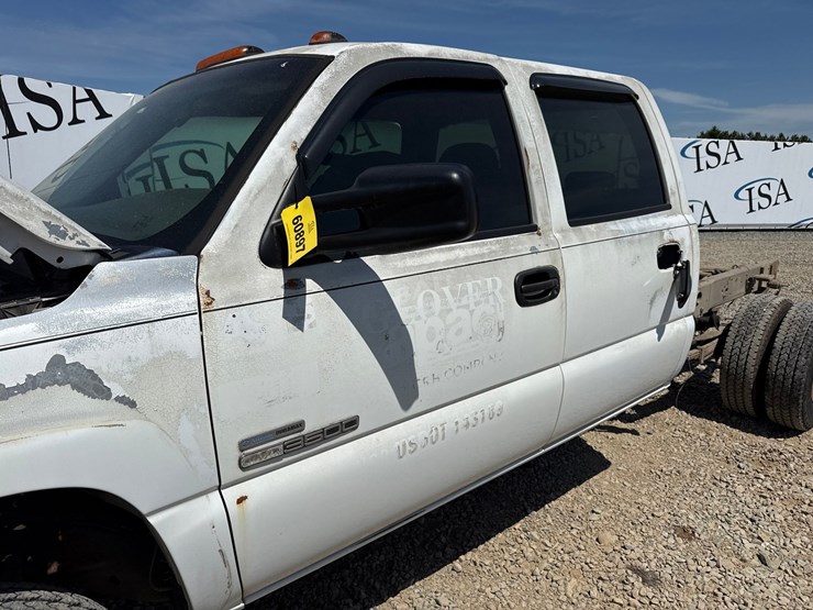 2007-chevrolet-2500-image-18