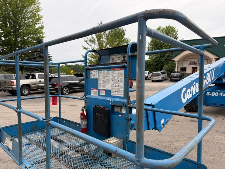 2013-genie-s80x-image-10