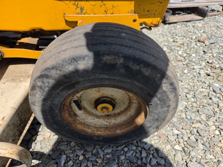 cub-cadet-1100-image-21
