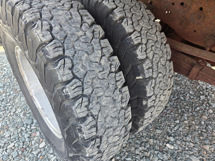 2001-ford-f350-image-51