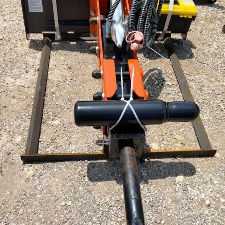 #96 • Hydraulic Hammer Skid Steer Attachment - RMH680