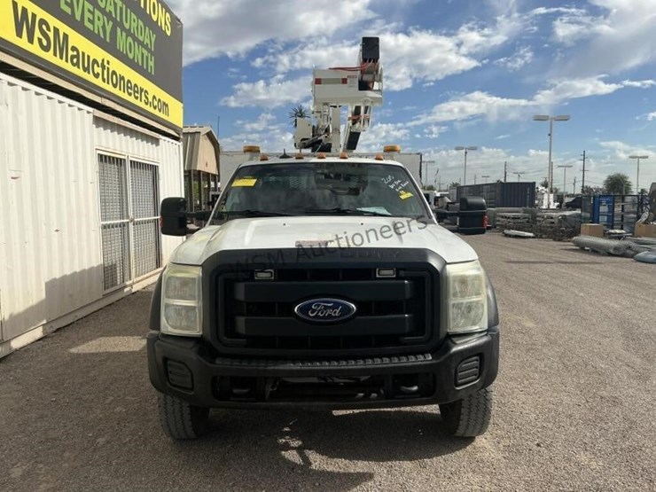 2015-ford-f550-image-3