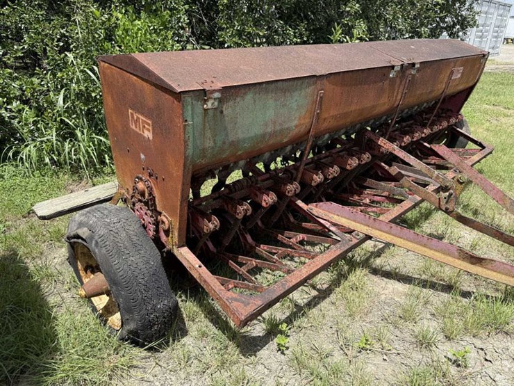 massey-ferguson-43-image-2