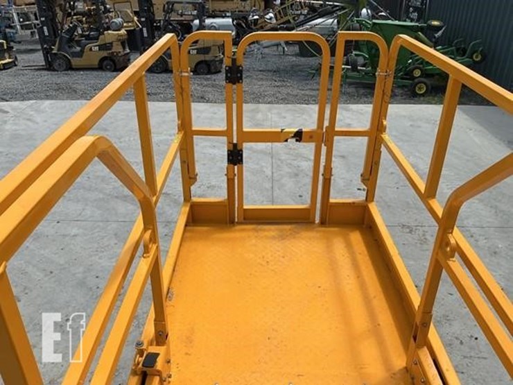2023-jcb-s4550e-image-12
