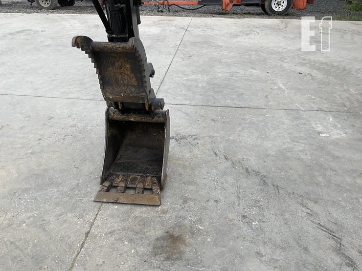2022-deere-26g-image-11